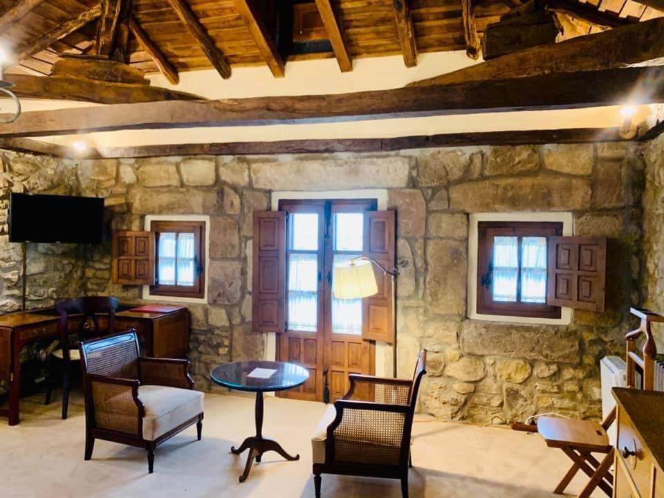 Posada La Torre De La Quintana Льєндо Екстер'єр фото